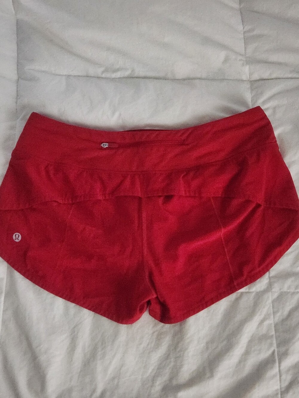 Lululemon Speed Up Short *2.5" Red Running Gym Activewear Size 6